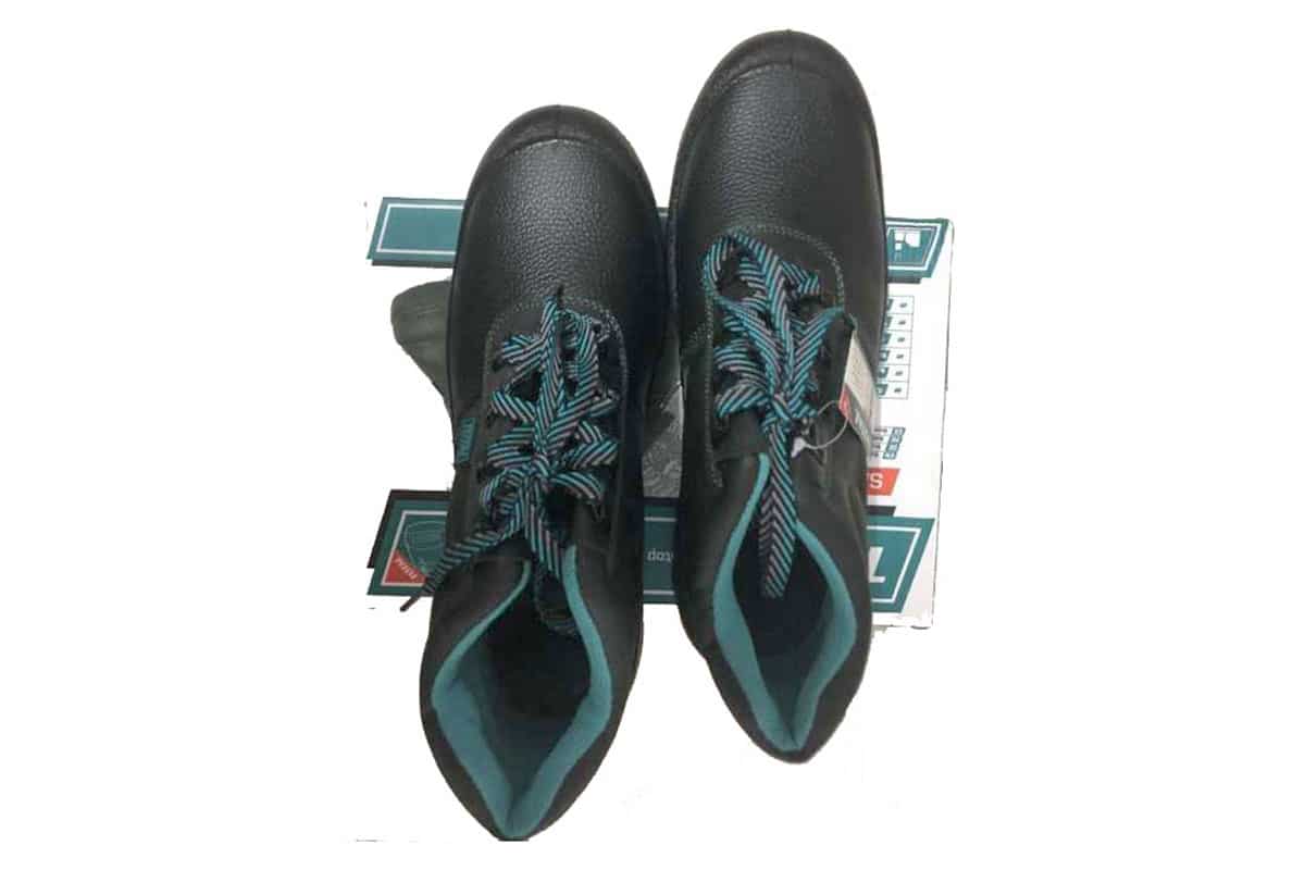 Giày bảo hộ size 42 Total TSP202SB.42