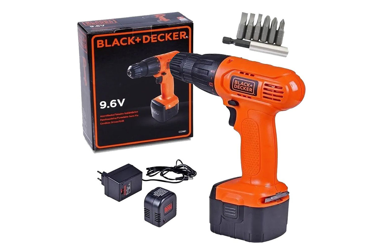 Máy khoan cầm tay pin 9.6V Black & Decker CD961-B1