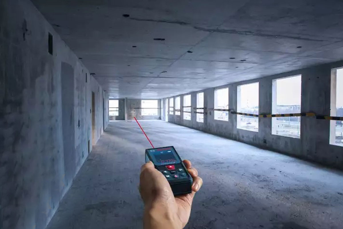 Máy đo khoảng cách 40m Bosch GLM 400