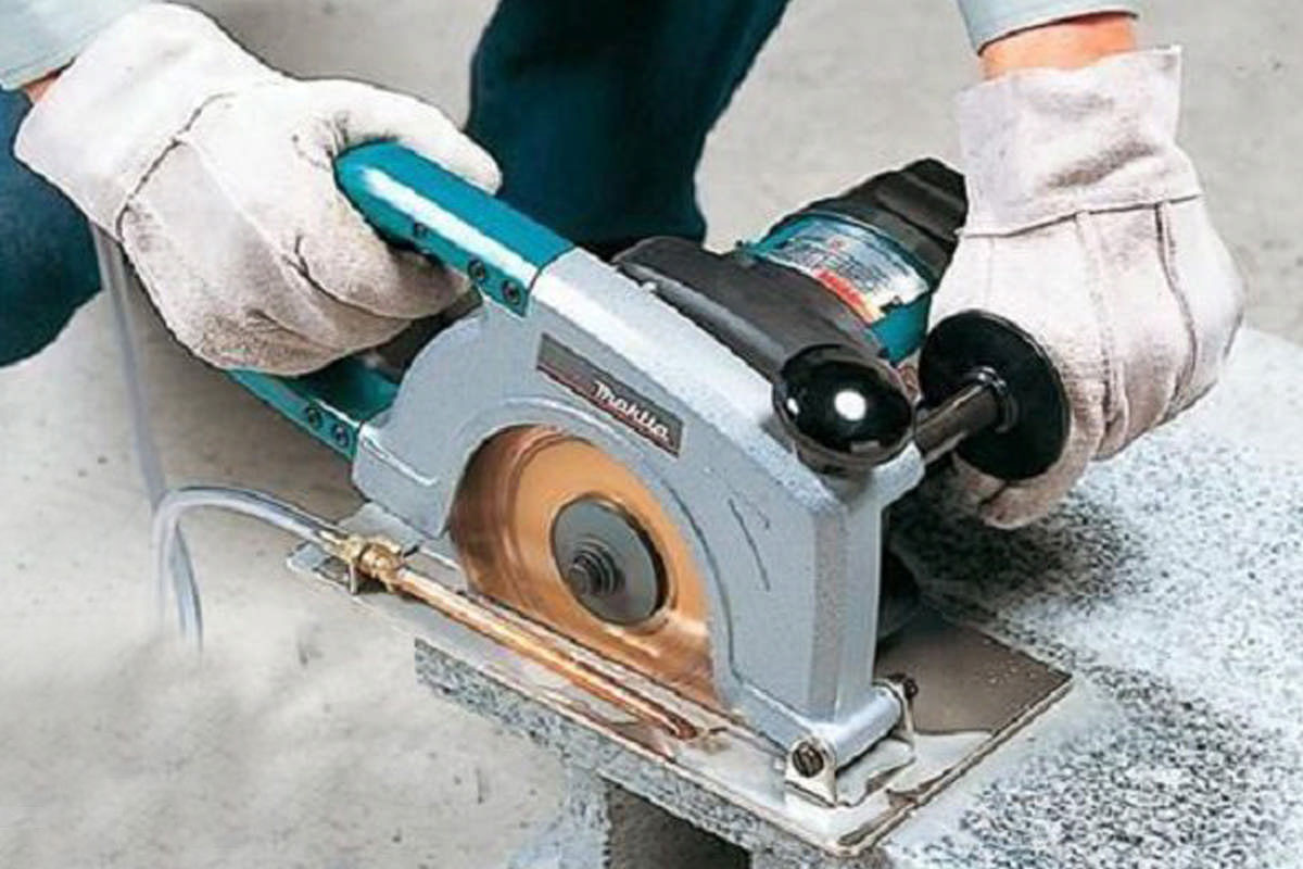 Máy cắt đá gạch 180mm Makita 4107R