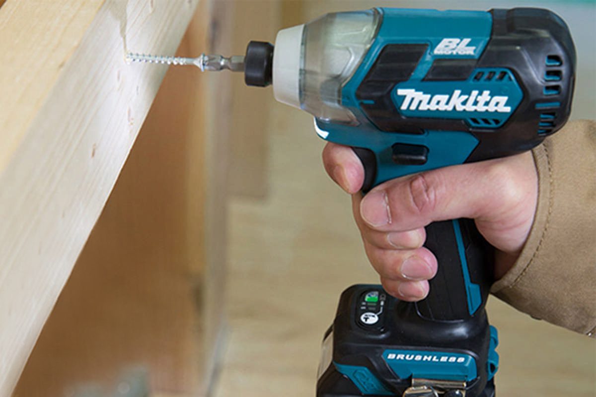 Máy vặn vít pin 18V Makita DTD170RME