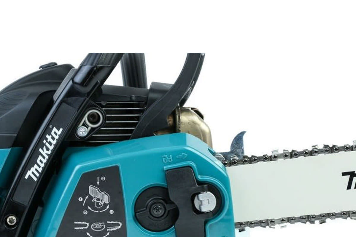 Máy cưa xích 450mm xăng Makita EA4301F45B