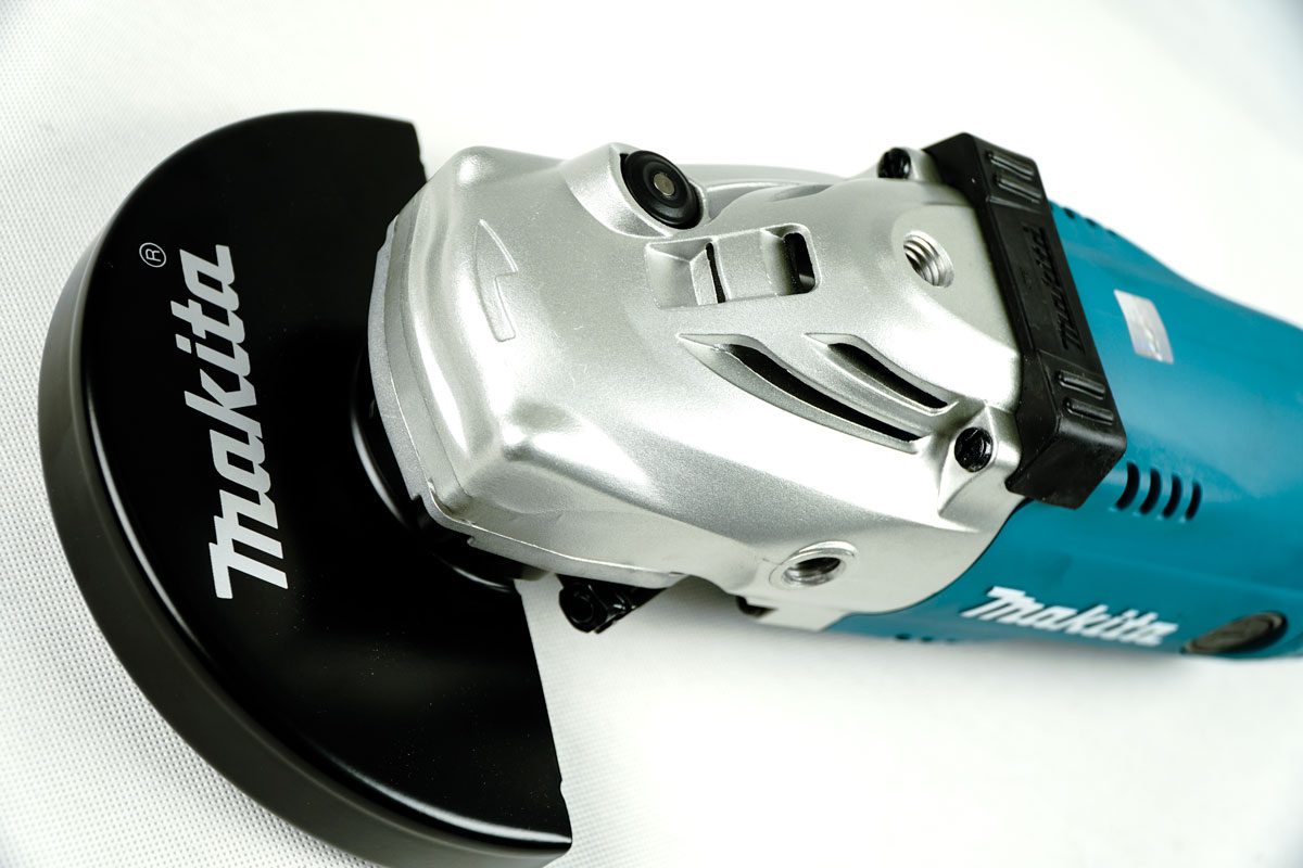 Máy mài góc 180mm Makita GA7020