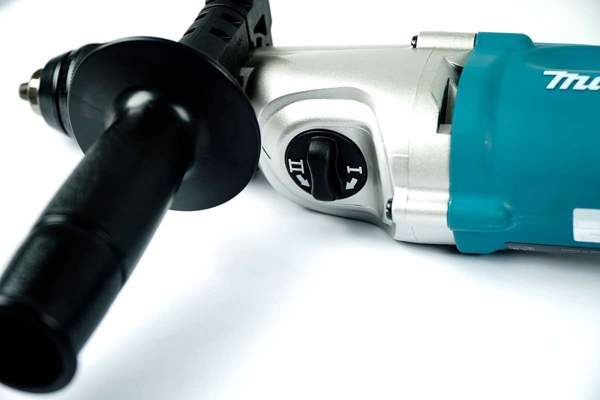 Máy khoan búa 20mm Makita HP2051
