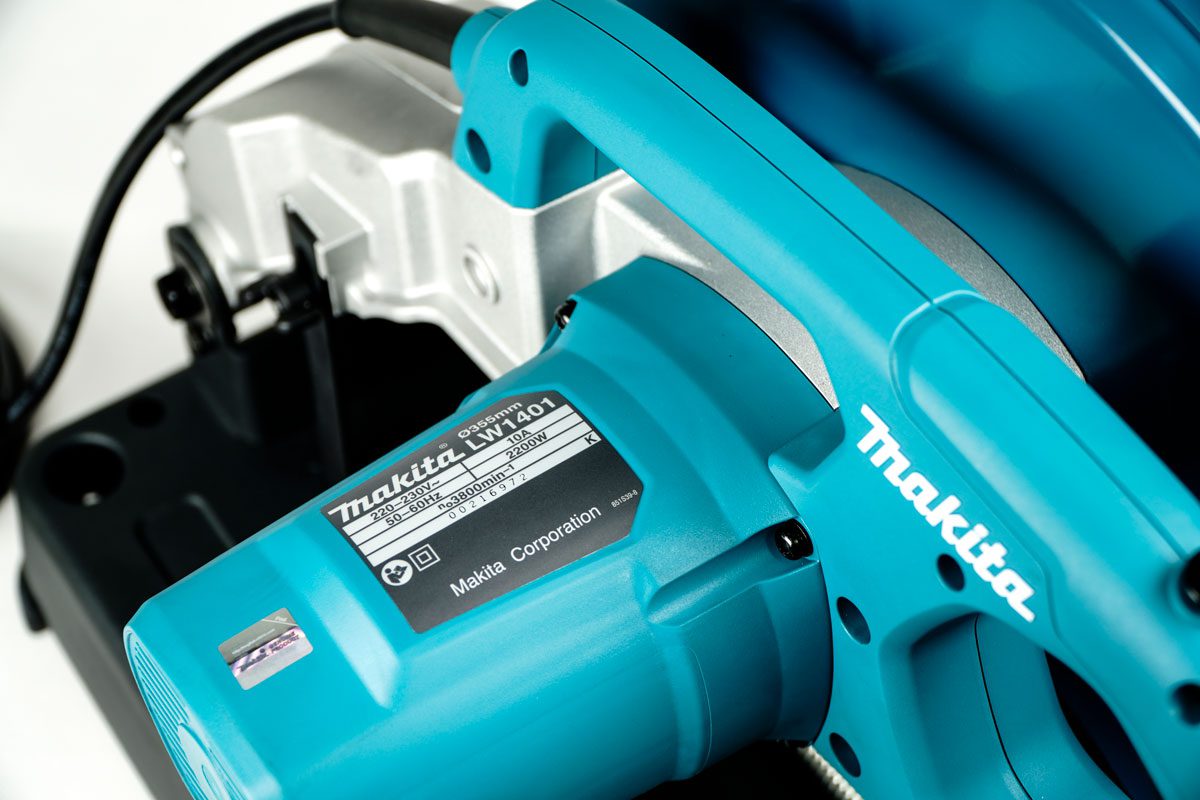 Máy cắt sắt 355mm Makita LW1401