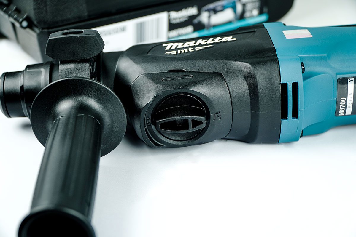 Máy khoan bê tông 22mm Makita M8700B