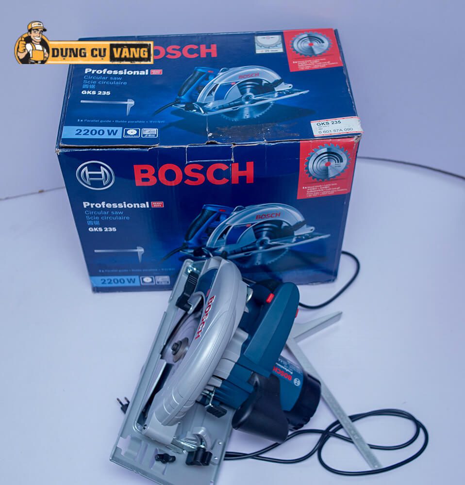 Máy Cưa đĩa Bosch GKS 235 chính hãng nguyên hộp