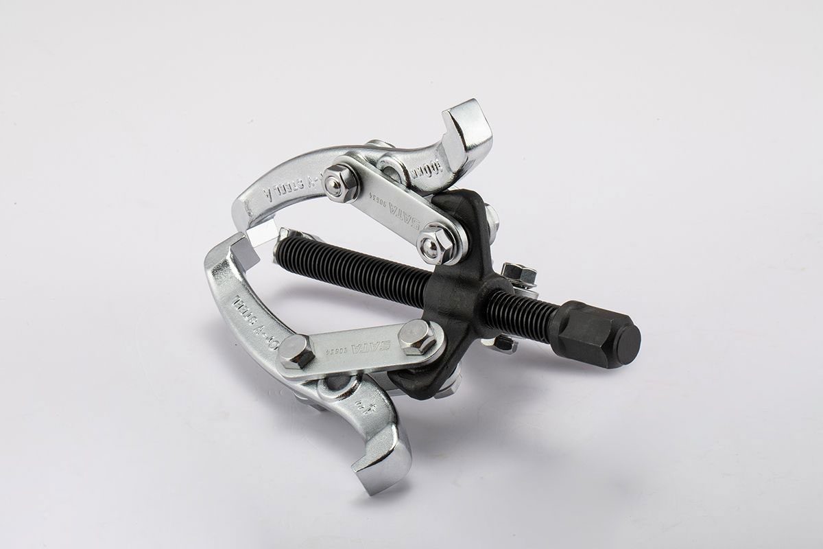 Cảo 3 chấu 4in/100mm Sata 90634